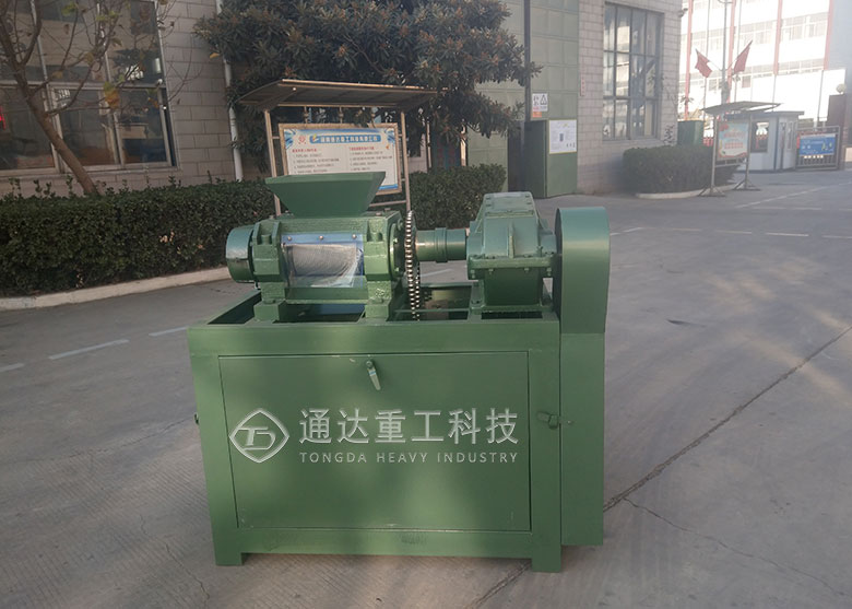 對輥擠壓造粒機